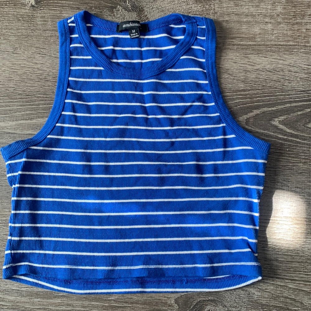 3 pack cropped shirts